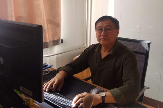 <b><b>李士宽</b></b>